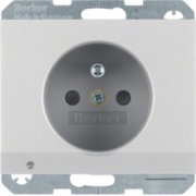  Berker Gniazdo z uziemieniem i podświetleniem orientacyjnym LED Berker K.5 alu