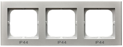 Ramka potrójna do łączników IP-44 (srebro mat)