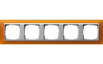 Ramka pięciokrotna aluminiowy Gira Event Opaque mat. bursztynowy