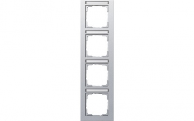 Ramka poczwórna z p.opis, pionowe Gira E2 kolor aluminiowy