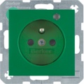 Gniazdo z uziemieniem i LED kontrolną z podwyższoną ochroną styków; zielony, mat; S.1/B.1/B.3/B.7 Glas